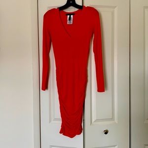 Bcbg max azria Ruched bottom dress